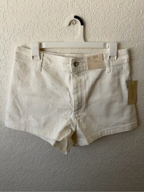 Universal Thread White Denim Sailor-Style Shorts Size 10